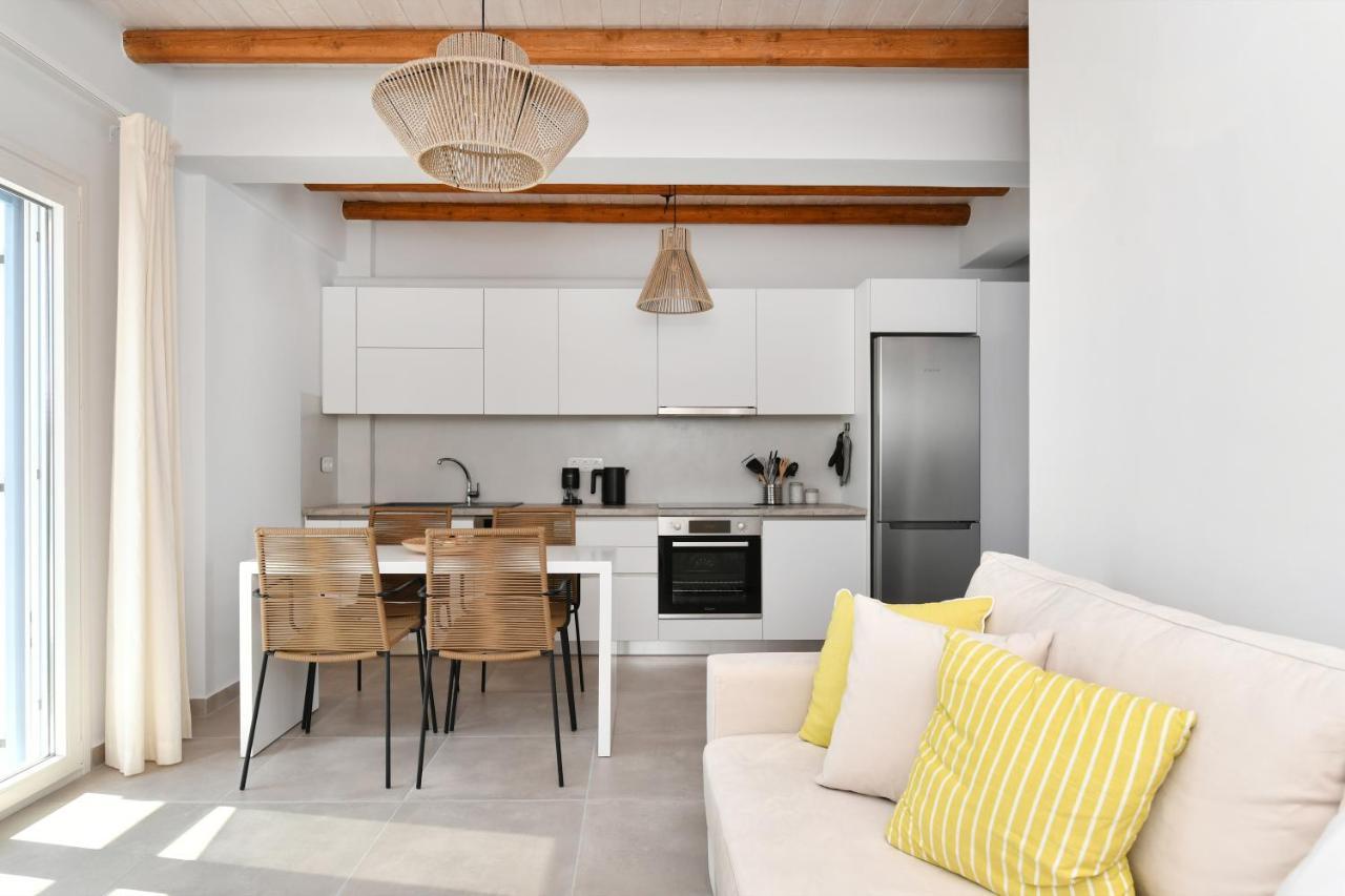 Iresma Suites Naousa  Ngoại thất bức ảnh